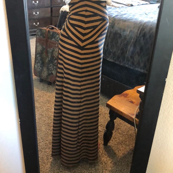 🍍Maxi Skirt - Picture 5 of 9